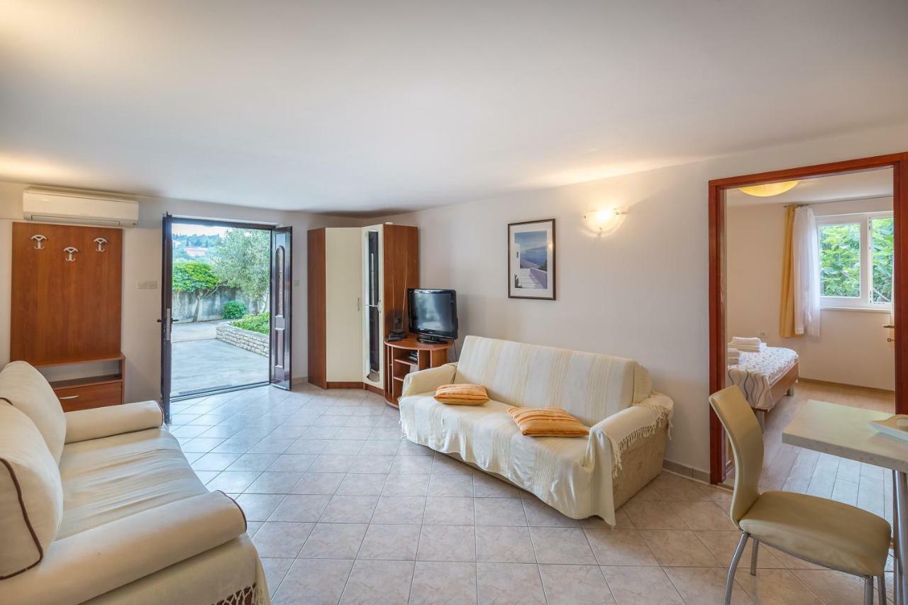 Beach Apartment M & B Poljana  Exterior photo